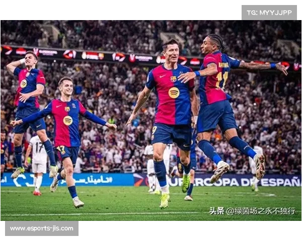 莱万点球失手后助攻制胜，巴萨锋线领袖完成救赎