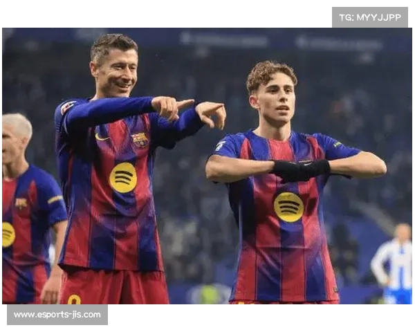 巴萨2-0客胜西班牙人取联赛九连胜,奥尔莫莱万进球领跑西甲 巴萨2-0客胜西班牙人取联赛九连胜,奥尔莫莱万进球领跑西甲